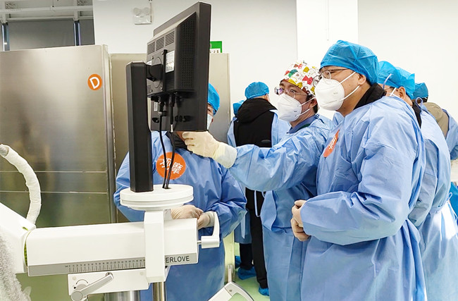 UBE腰椎管減壓術和椎間融合術實操訓練營,普愛C形臂全程護航 UBE腰椎管減壓術和椎間融合術實操訓練營,普愛C形臂全程護航